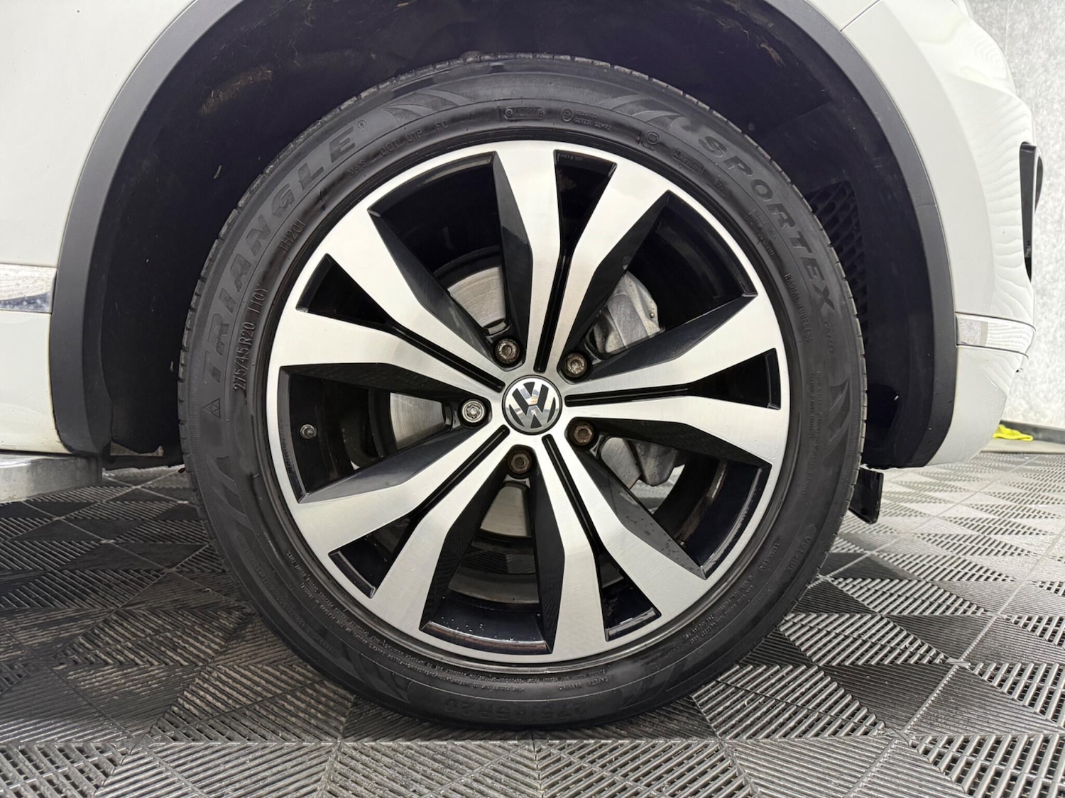 Used Volkswagen Touareg for sale - 78057780: Photo 29