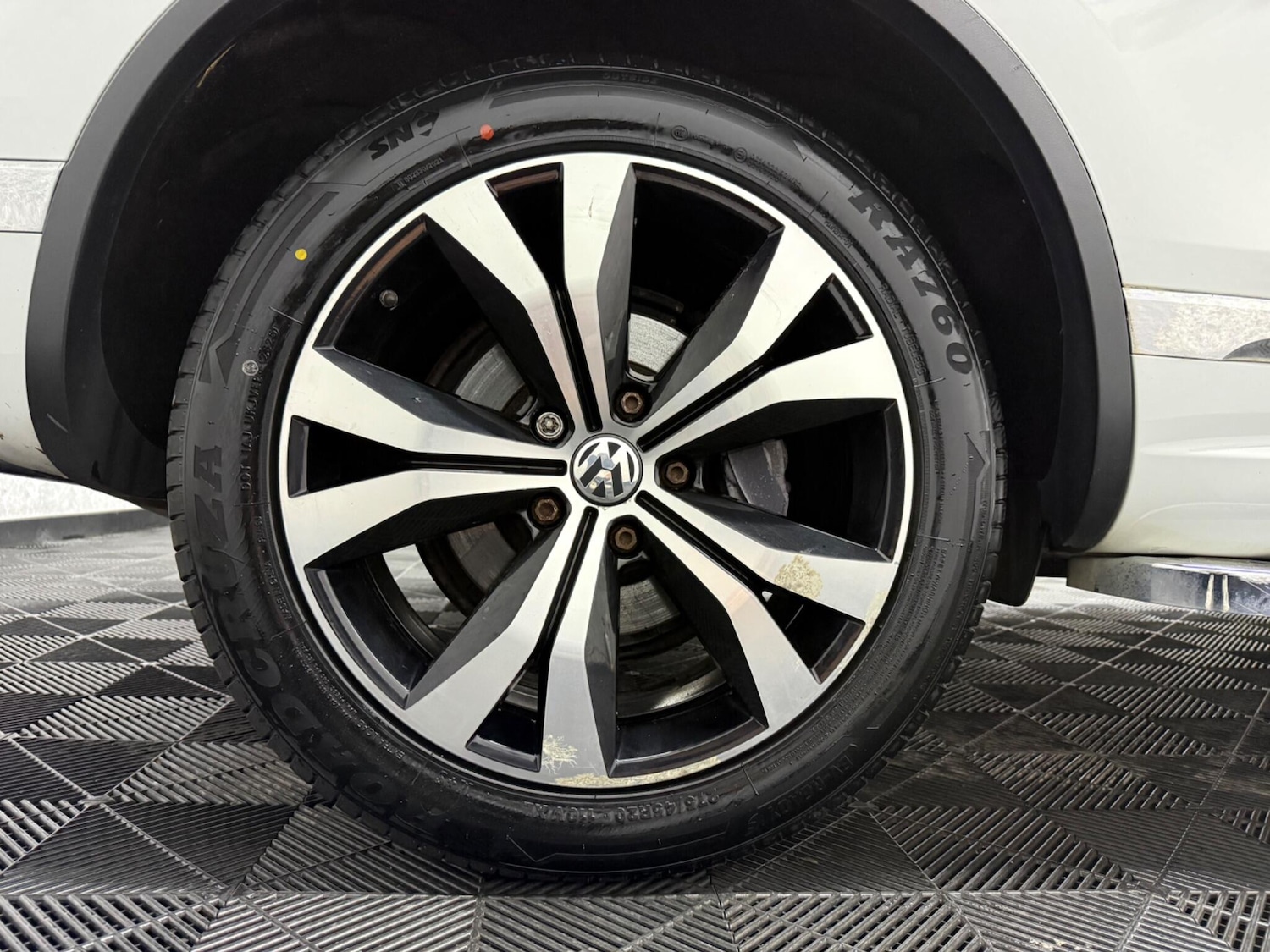 Used Volkswagen Touareg for sale - 78057780: Photo 30