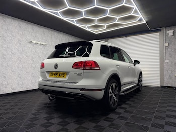 Used Volkswagen Touareg 2016 for sale - 78057780: Photo