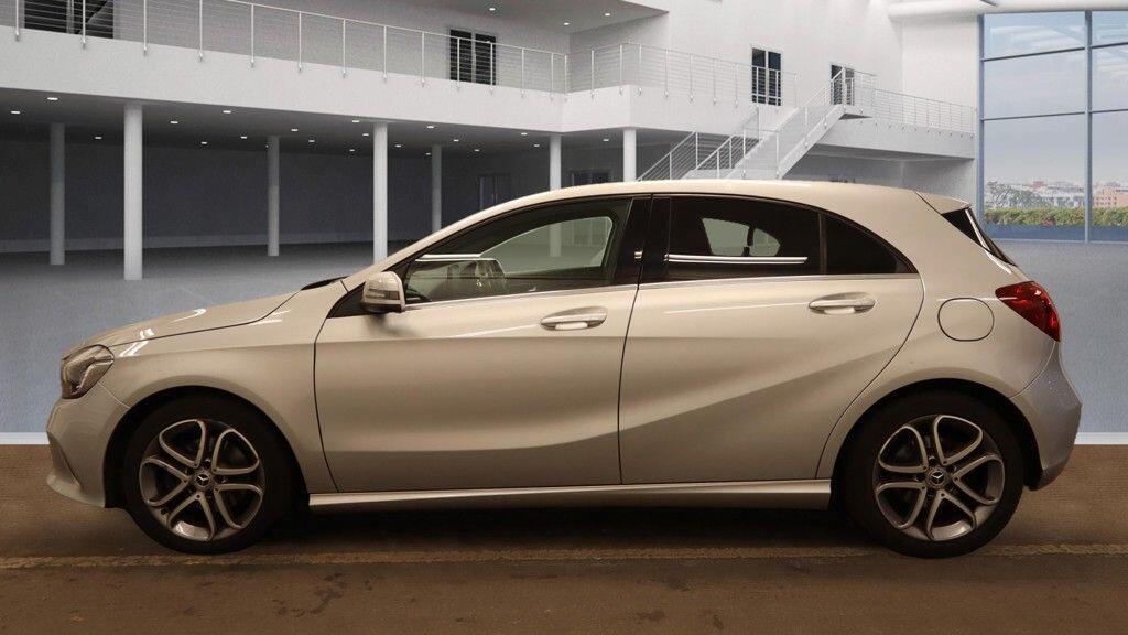 Used Mercedes-Benz A-Class 2018 for sale - 76457648: Photo 9