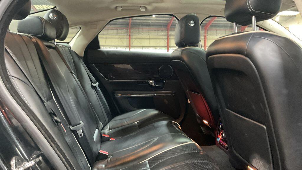 Used Jaguar XJ 2014 for sale - 77395790: Photo 3