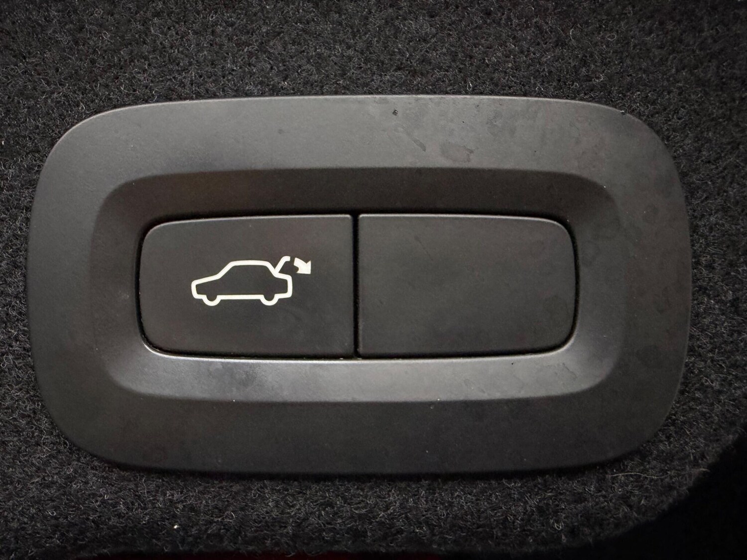 Used Volvo S90 2018 for sale - 78062998: Photo 18