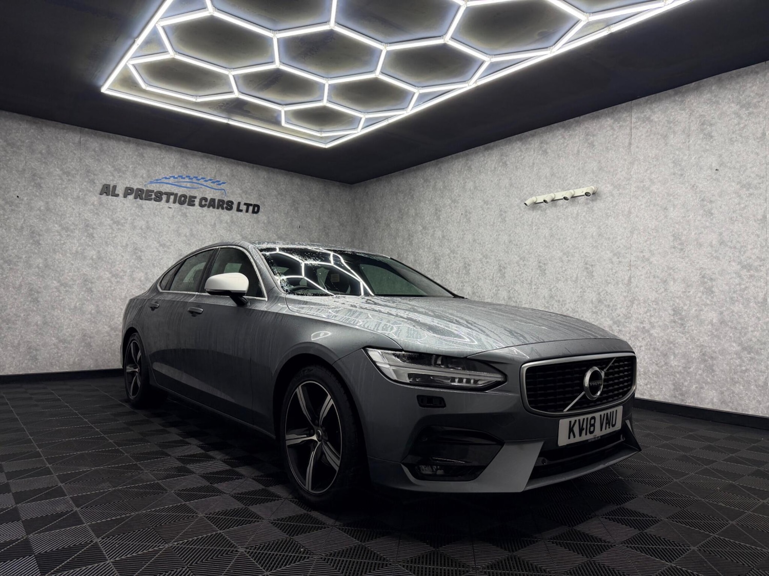 Used Volvo S90 2018 for sale - 78062998: Photo 6