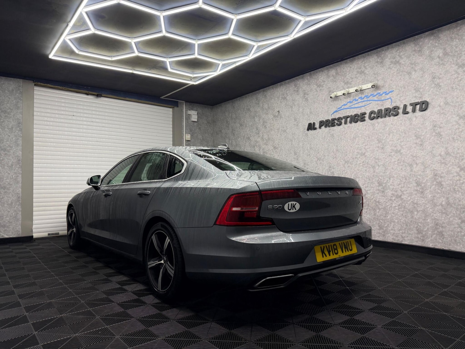 Used Volvo S90 2018 for sale - 78062998: Photo 9