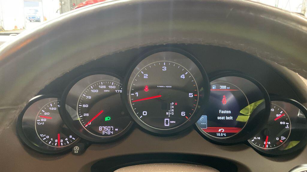 Used Porsche Cayenne 2014 for sale - 77646013: Photo 5