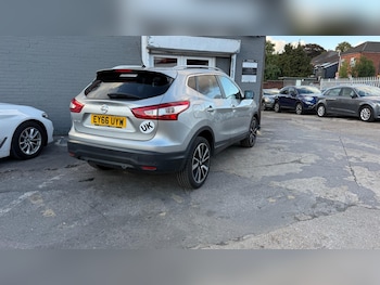 Nissan - Qashqai