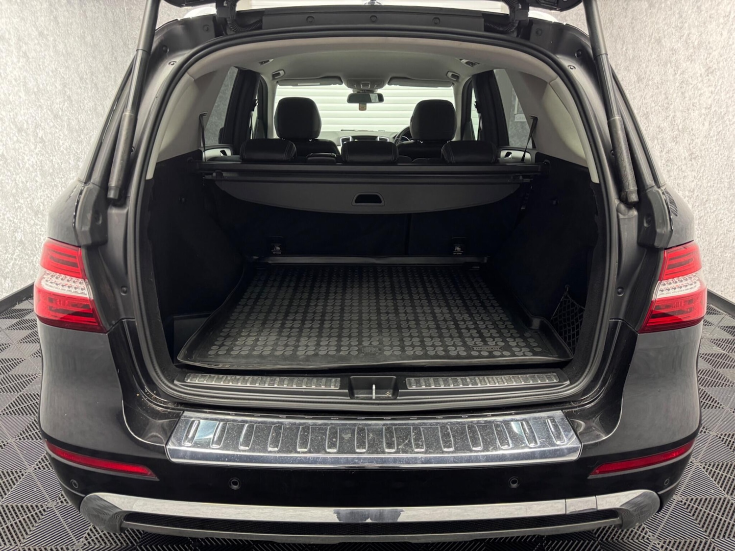 Used Mercedes-Benz M Class 2012 for sale - 75697297: Photo 22