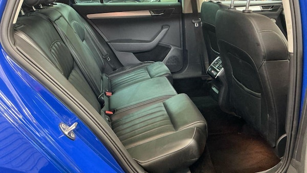 Used Skoda Superb 2020 for sale - 76227456: Photo 3