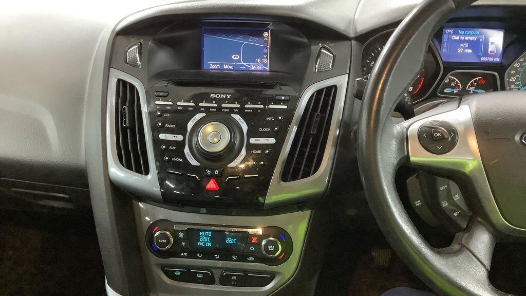 Used Ford Focus 2014 for sale - 76597141: Photo 2