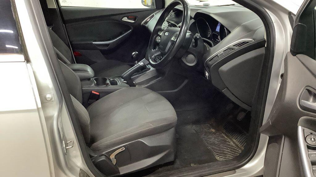 Used Ford Focus 2014 for sale - 76597141: Photo 3