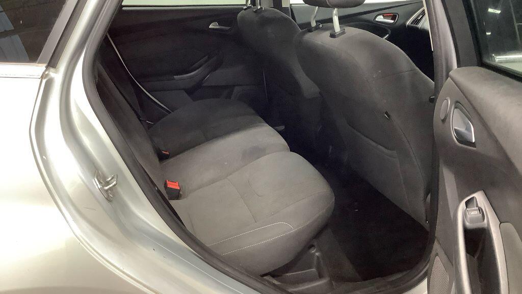 Used Ford Focus 2014 for sale - 76597141: Photo 5