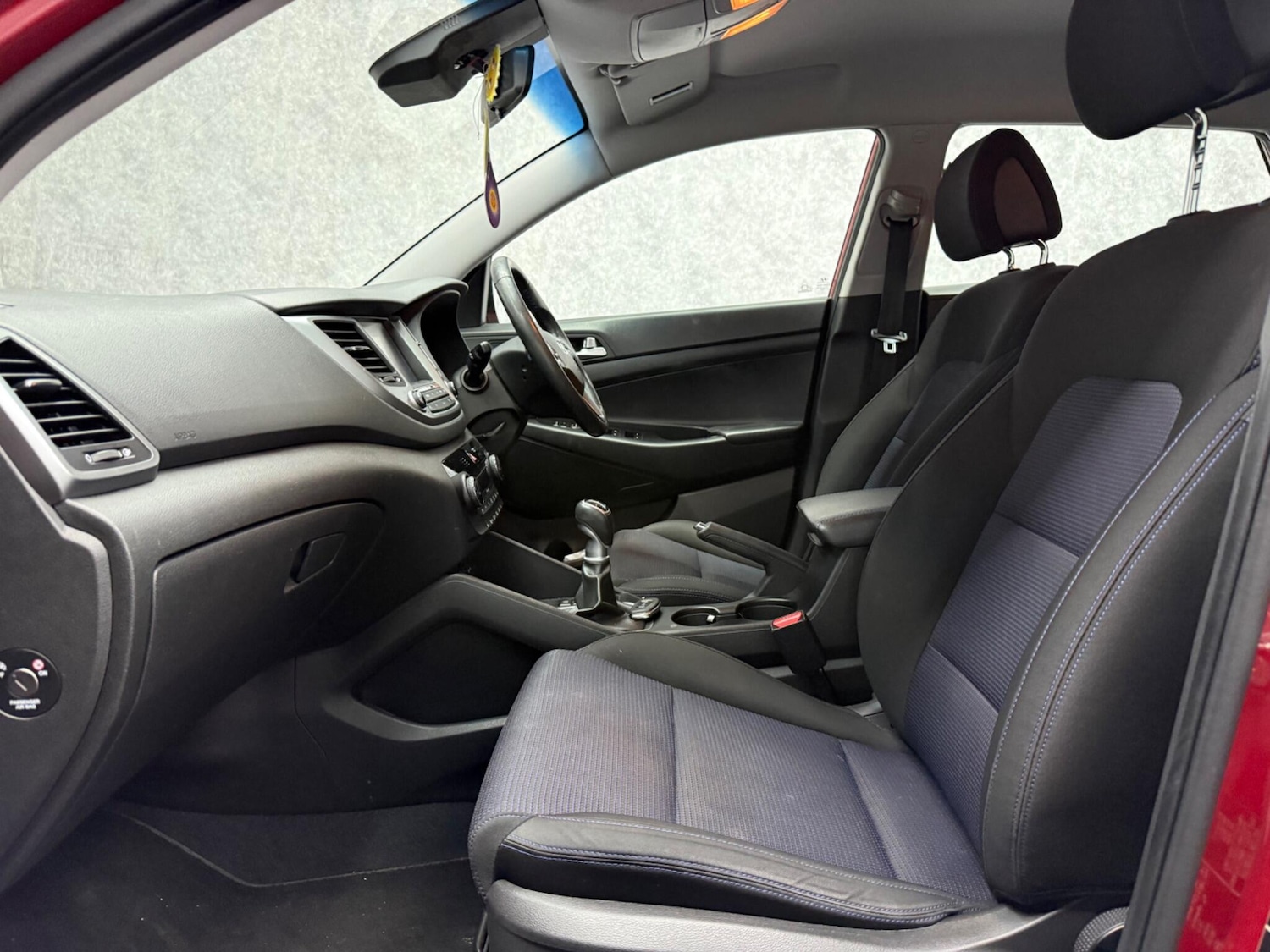 Used Hyundai TUCSON 2017 for sale - 78058080: Photo 3