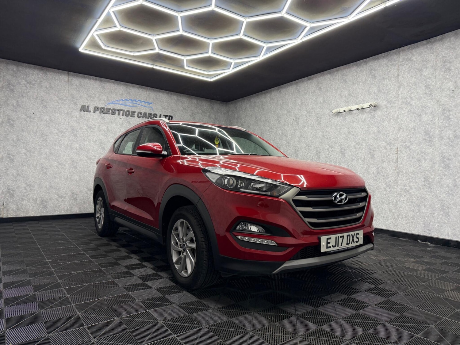 Used Hyundai TUCSON 2017 for sale - 78058080: Photo 6
