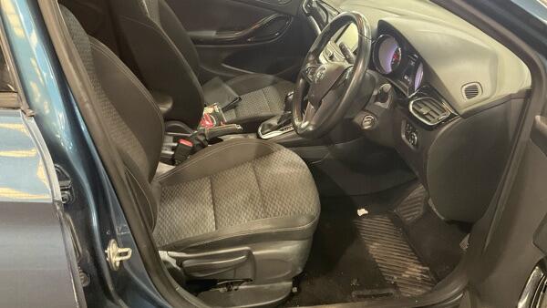 Used Vauxhall Astra 2016 for sale - 78220081: Photo 2