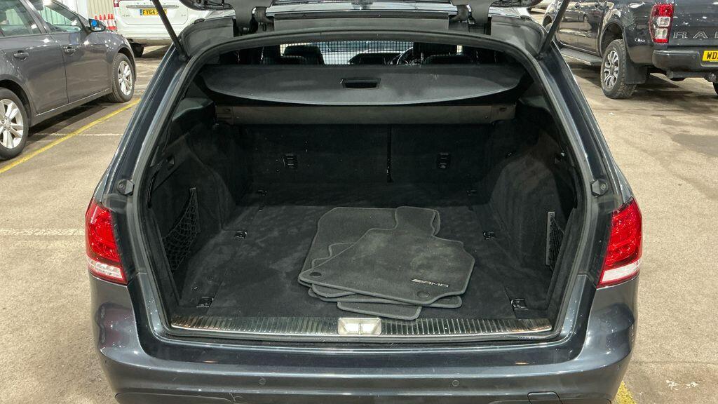 Used Mercedes-Benz E Class 2015 for sale - 78058482: Photo 12