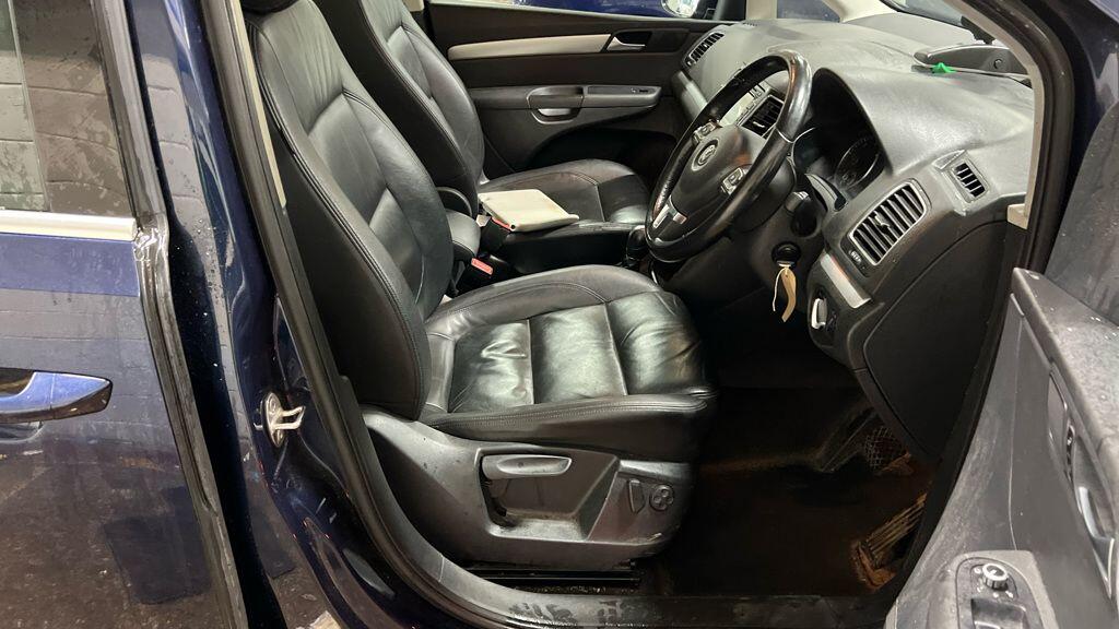 Used Volkswagen Sharan 2014 for sale - 77081674: Photo 2