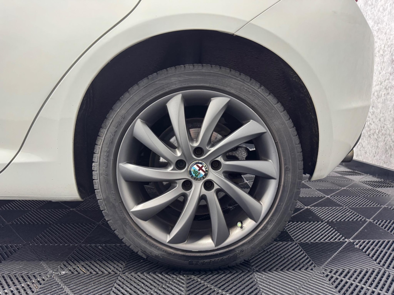 Used Alfa Romeo Giulietta 2014 for sale - 77332028: Photo 20