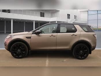 Used Land Rover Discovery Sport 2017 for sale - 79669504: Photo
