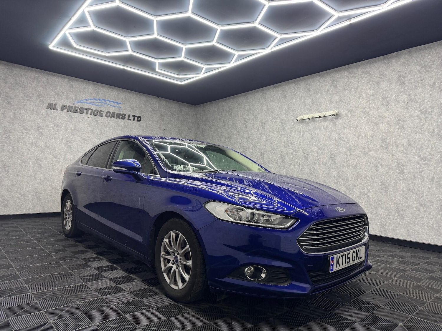 Used Ford Mondeo 2015 for sale - 76671379: Photo 21