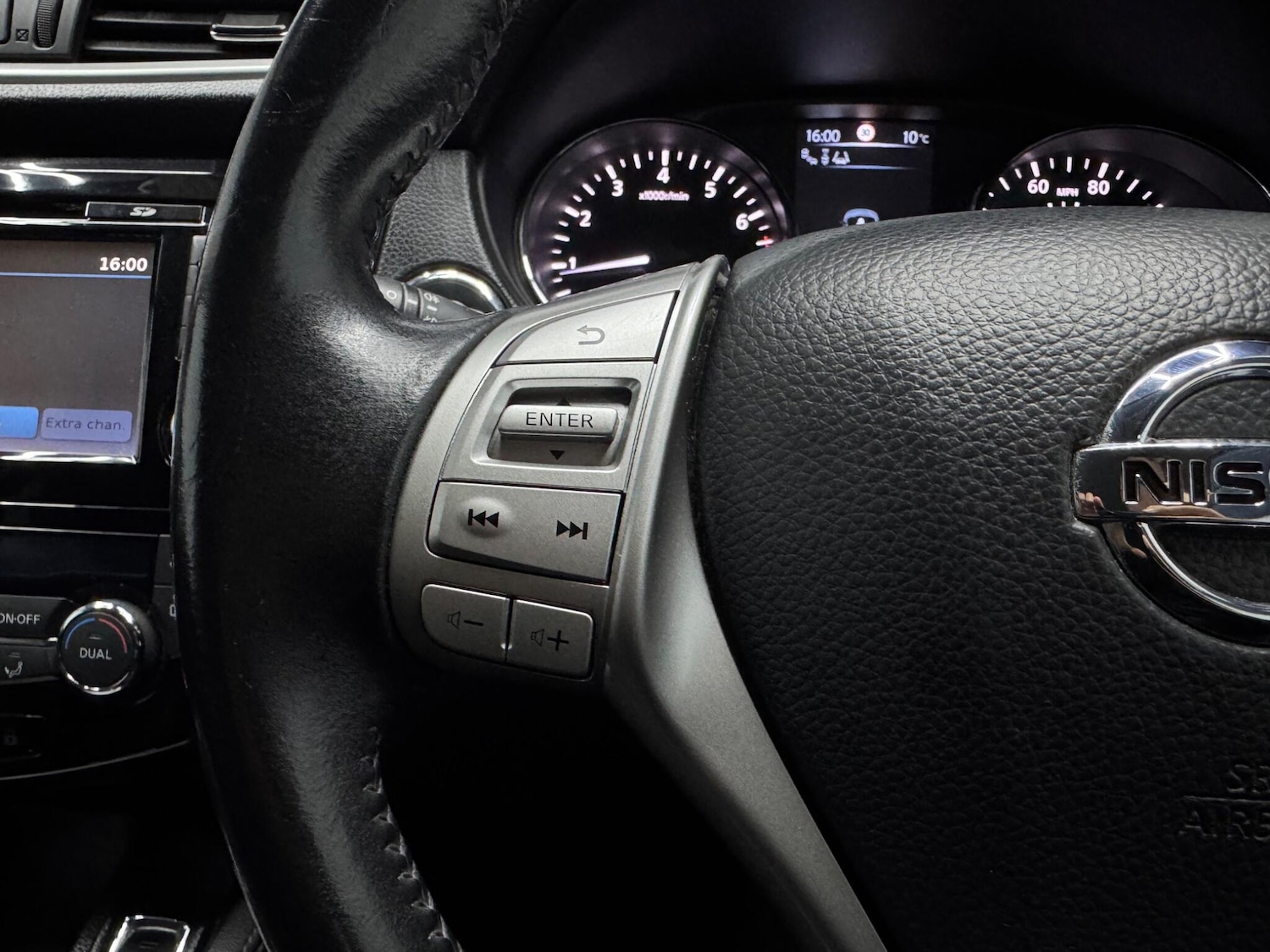 Used Nissan Qashqai 2015 for sale - 76226706: Photo 14