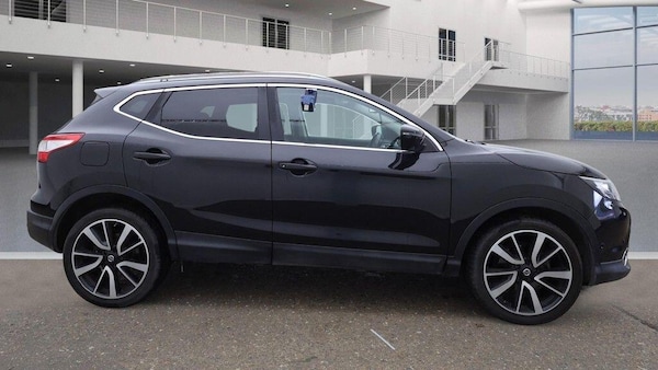 Used Nissan Qashqai 2015 for sale - 76226706: Photo 15