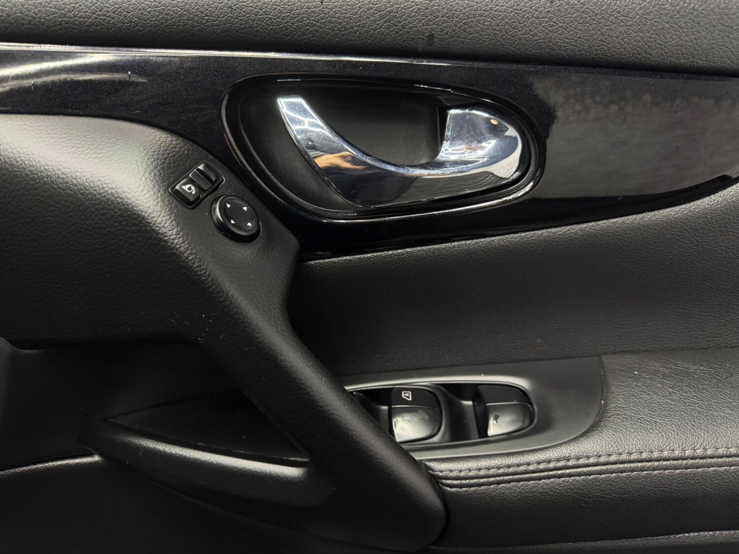 Used Nissan Qashqai 2015 for sale - 76226706: Photo 30