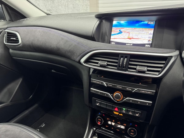 Used Infiniti Q30 2017 for sale - 75256982: Photo 8