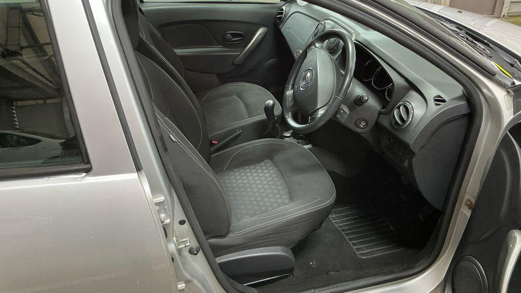 Used Dacia Sandero 2013 for sale - 78058886: Photo 2