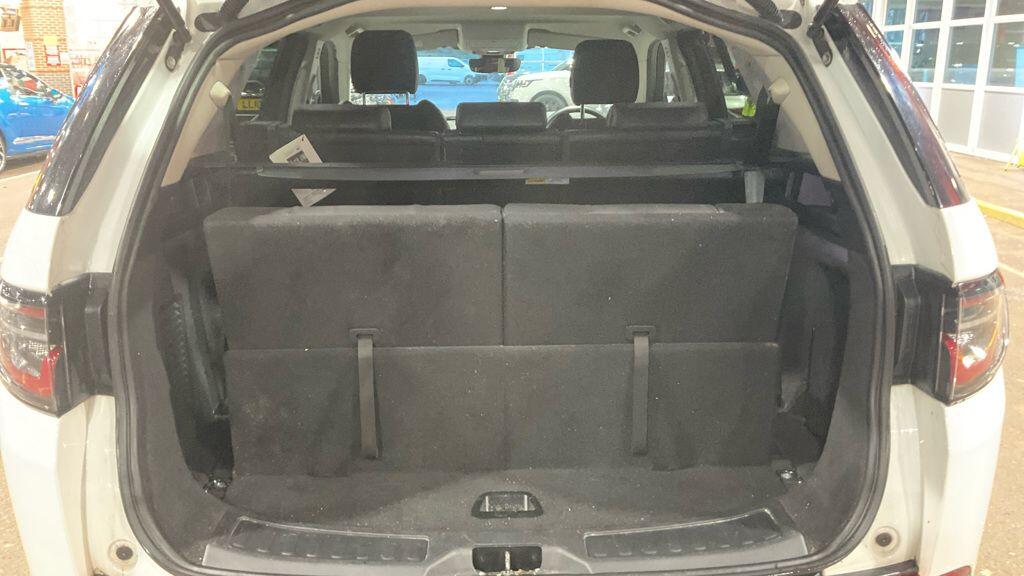 Used Land Rover Discovery Sport 2019 for sale - 77315097: Photo 11