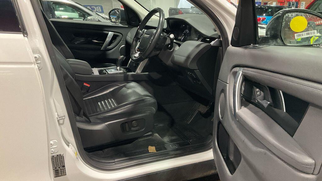 Used Land Rover Discovery Sport 2019 for sale - 77315097: Photo 2