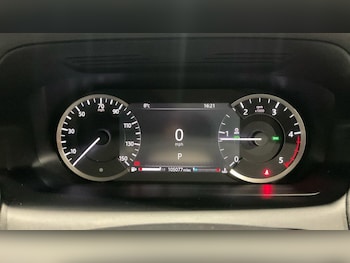 Used Land Rover Discovery Sport 2019 for sale - 77315097: Photo