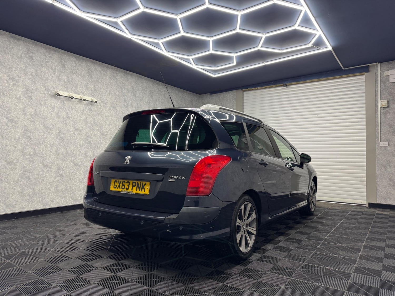 Used Peugeot 308 2013 for sale - 77162795: Photo 4