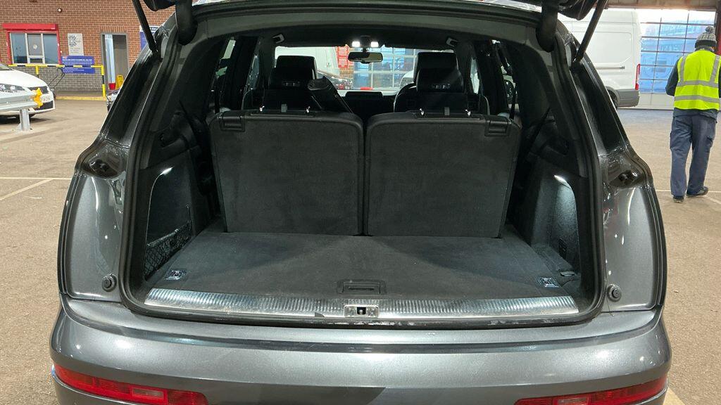 Used Audi Q7 2012 for sale - 77400417: Photo 11