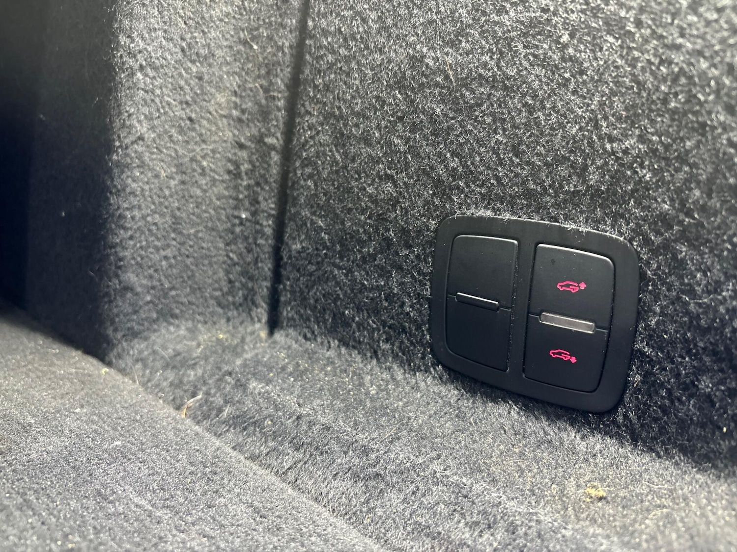 Used Audi Q7 2012 for sale - 77400417: Photo 35