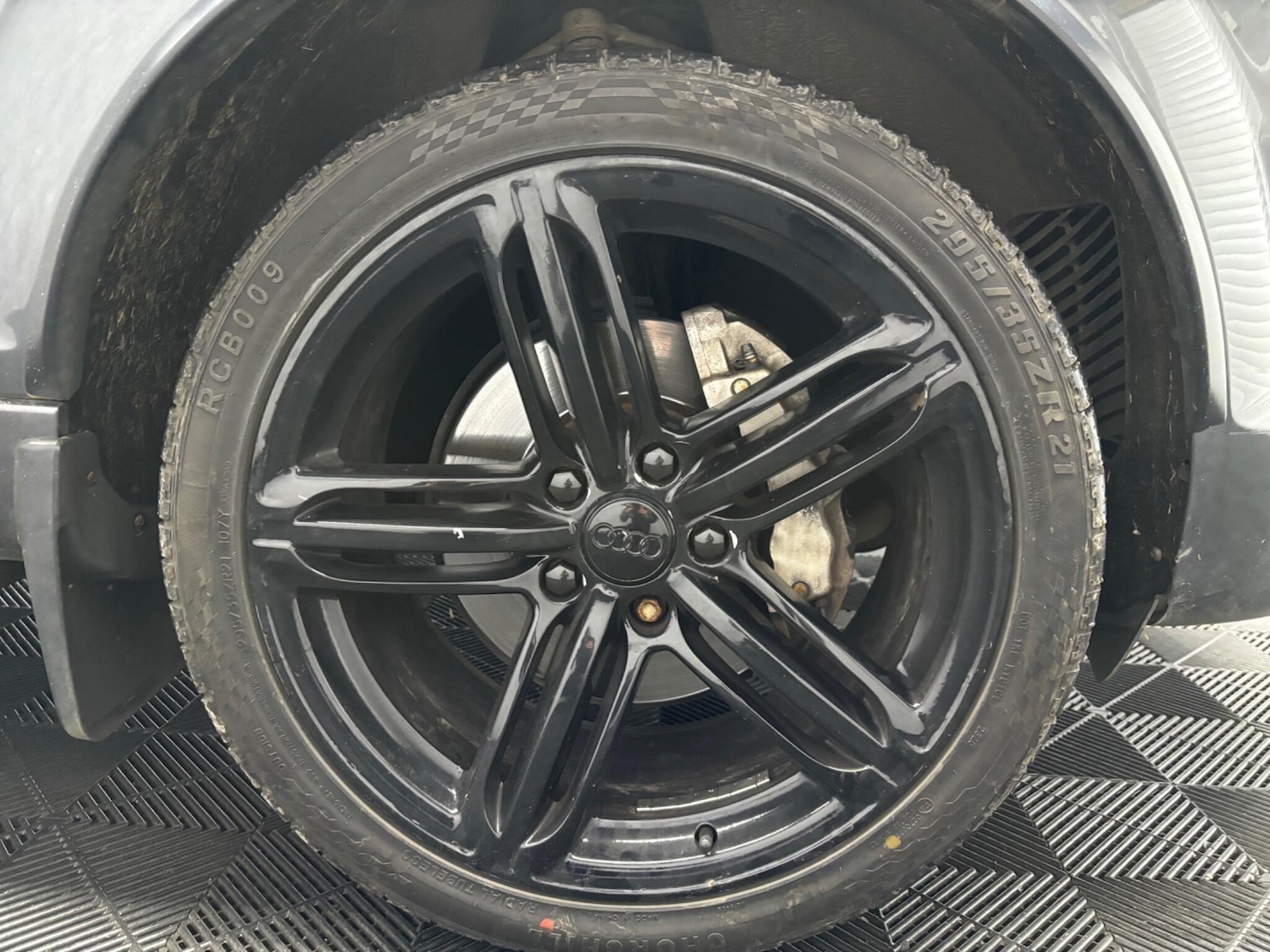 Used Audi Q7 2012 for sale - 77400417: Photo 40