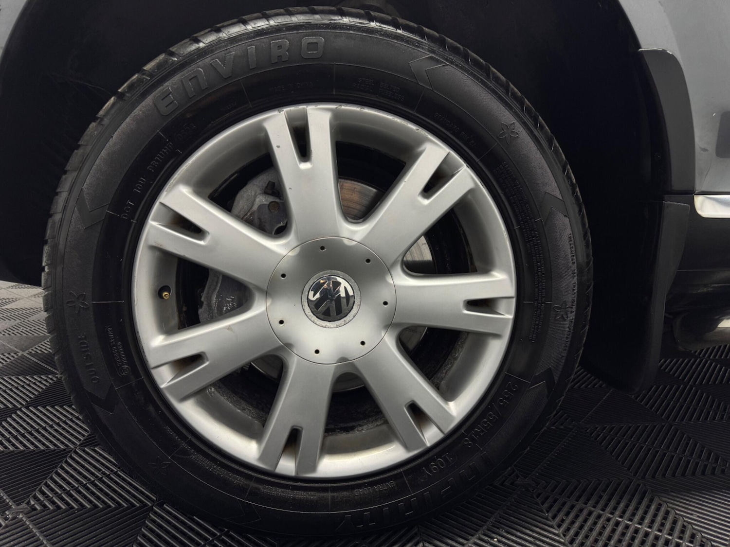 Used Volkswagen Touareg 2005 for sale - 77330348: Photo 29