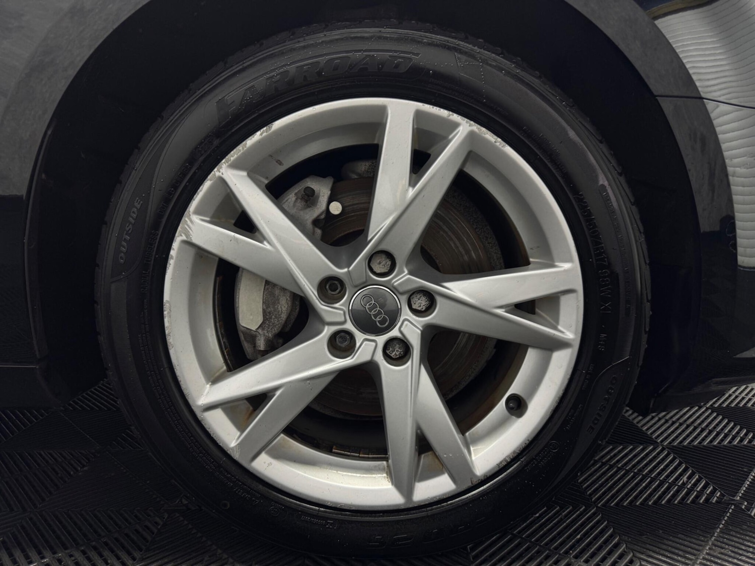 Used Audi A4 2017 for sale - 76585351: Photo 36