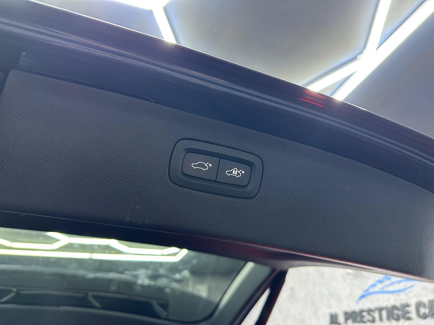 Used Volvo XC90 2017 for sale - 78058616: Photo 43