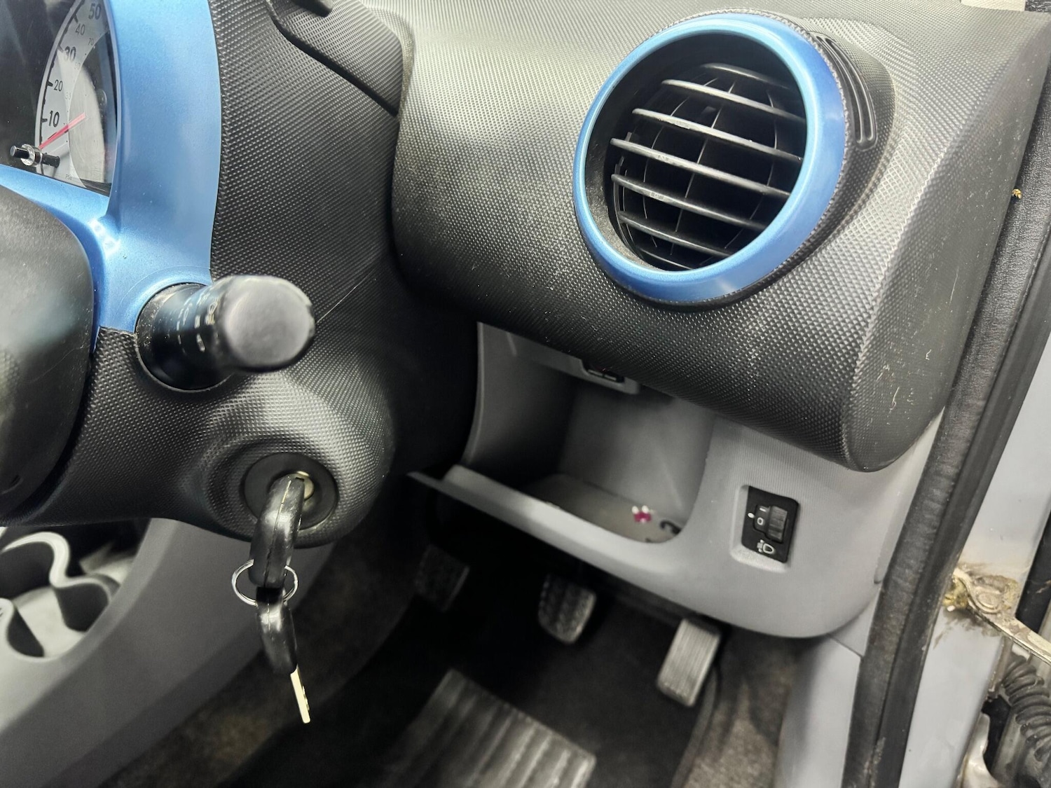 Used Peugeot 107 2008 for sale - 77163258: Photo 16