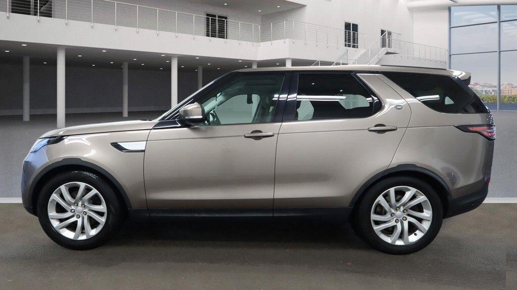 Used Land Rover Discovery 2017 for sale - 78058419: Photo 10