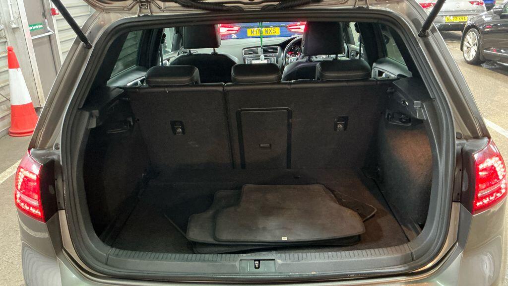 Used Volkswagen Golf 2016 for sale - 77455208: Photo 12