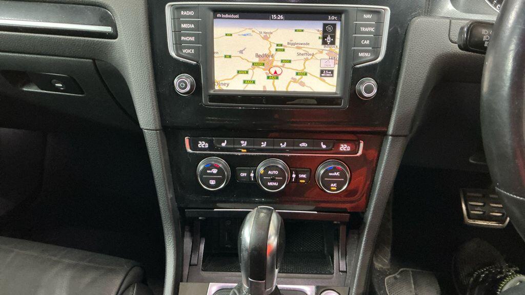 Used Volkswagen Golf 2016 for sale - 77455208: Photo 2