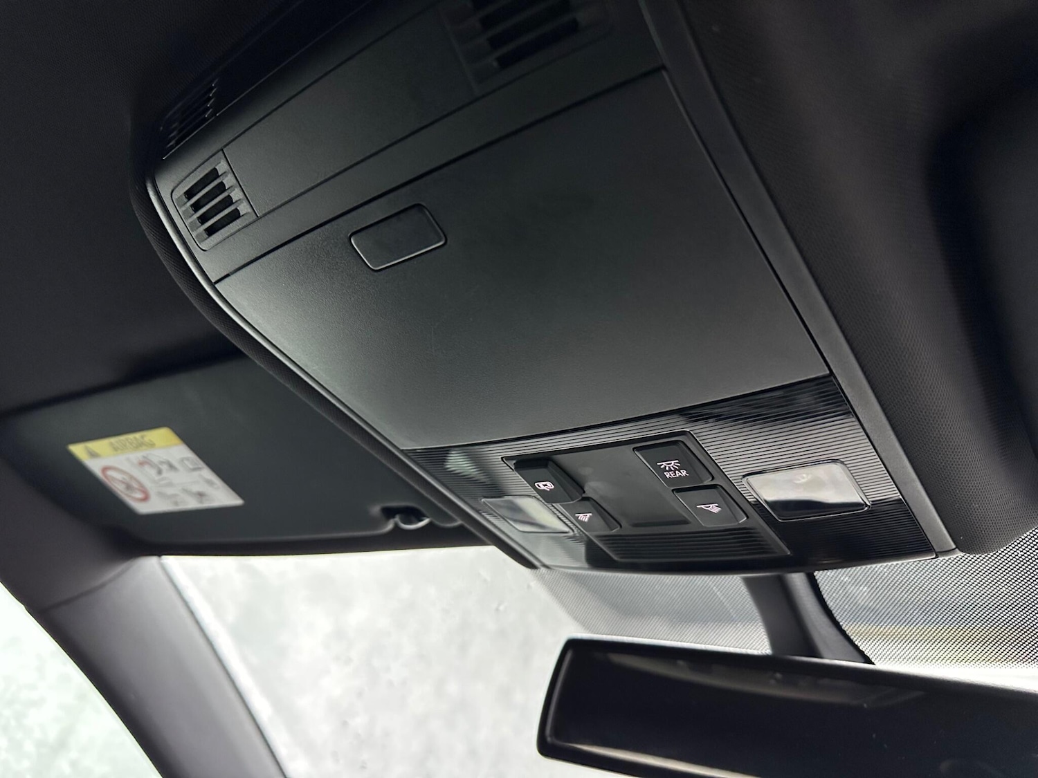 Used Volkswagen Golf 2016 for sale - 77455208: Photo 24