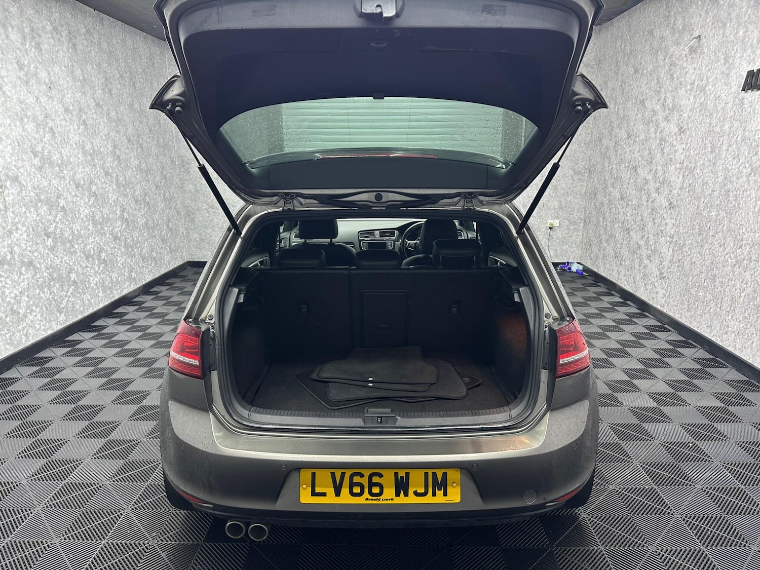 Used Volkswagen Golf 2016 for sale - 77455208: Photo 27