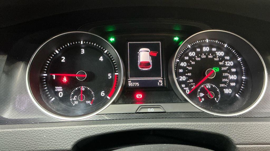 Used Volkswagen Golf 2016 for sale - 77455208: Photo 3