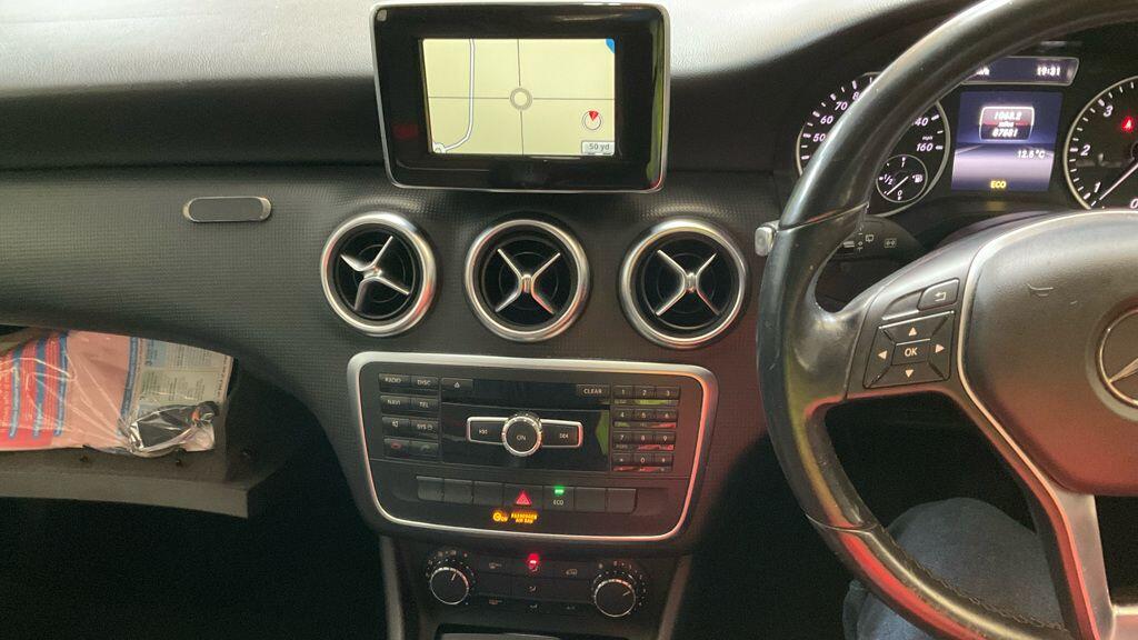 Used Mercedes-Benz A-Class 2014 for sale - 76456742: Photo 3