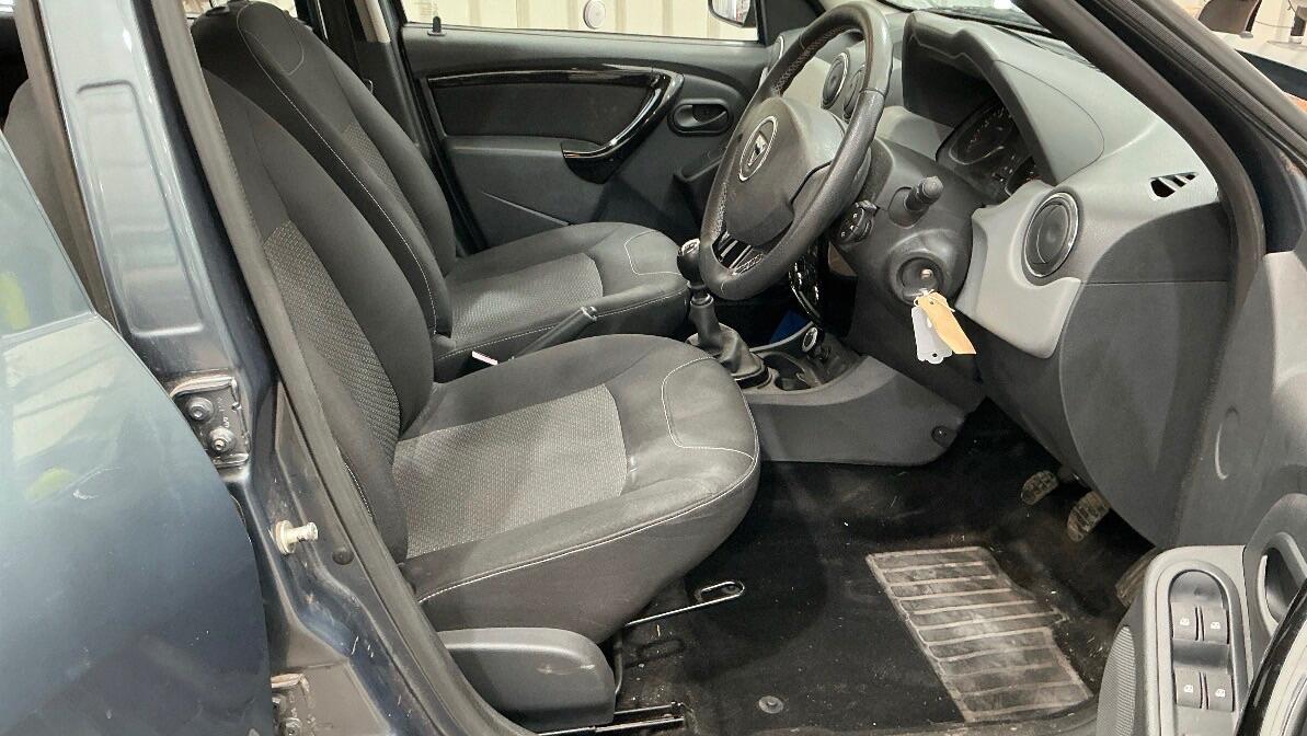 Used Dacia Duster 2013 for sale - 78127931: Photo 2