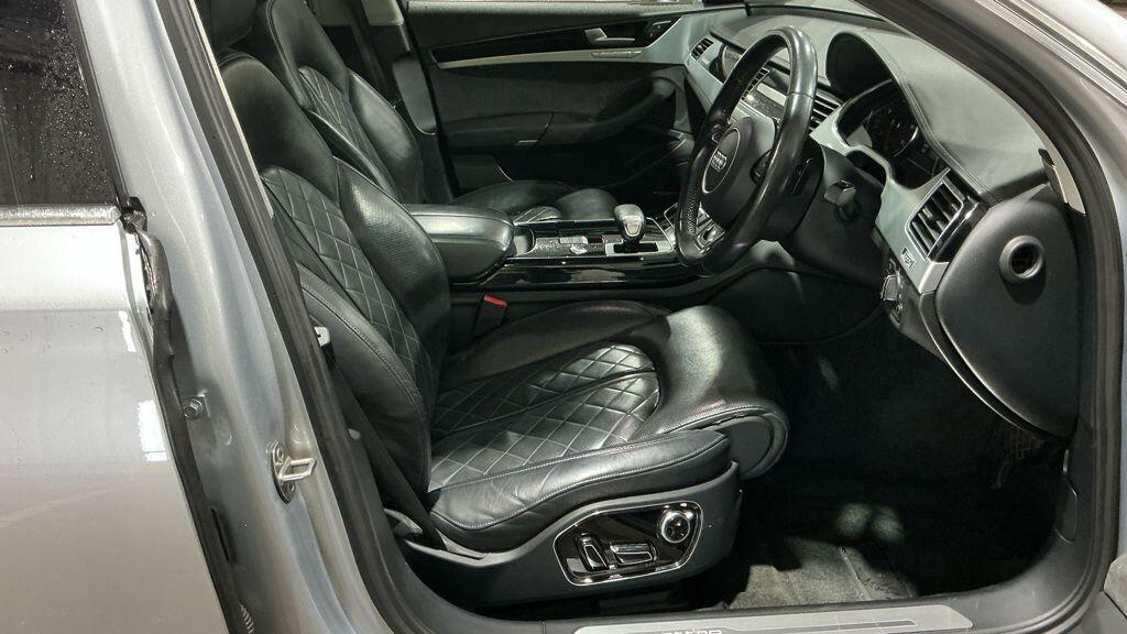 Used Audi A8 for sale - 78057542: Photo 2