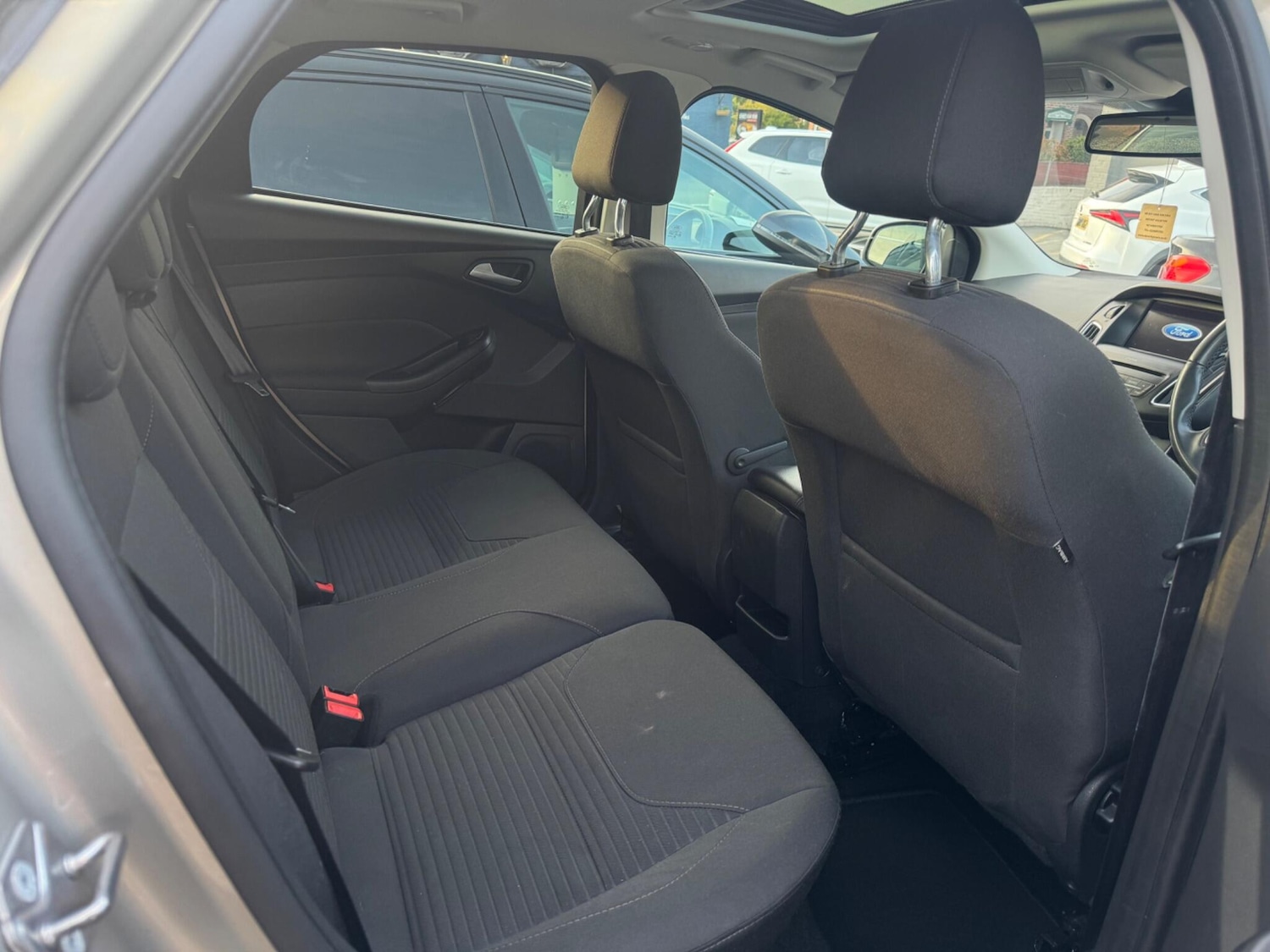 Used Ford Focus 2017 for sale - 76247269: Photo 3