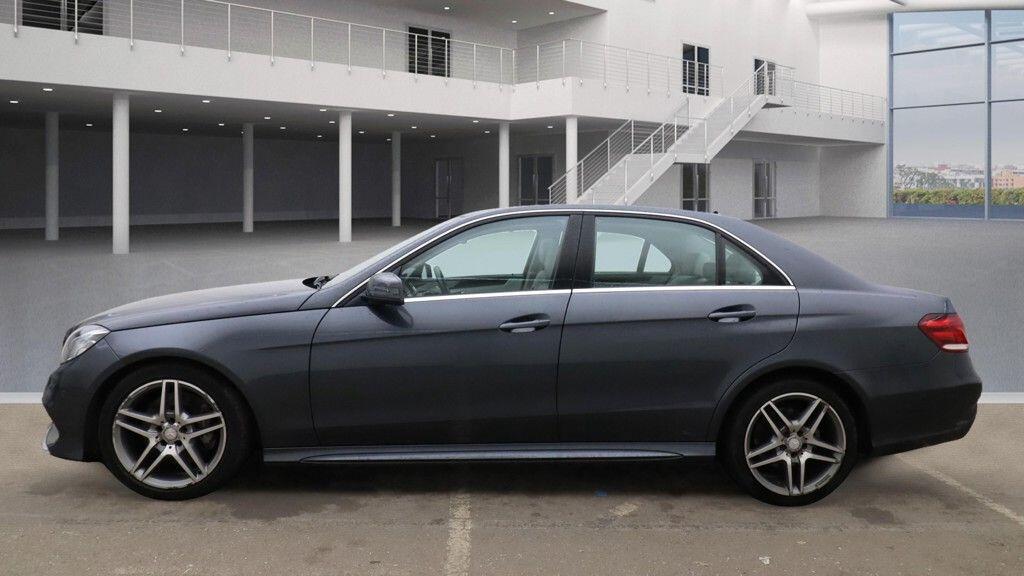 Used Mercedes-Benz E Class 2014 for sale - 76573290: Photo 21
